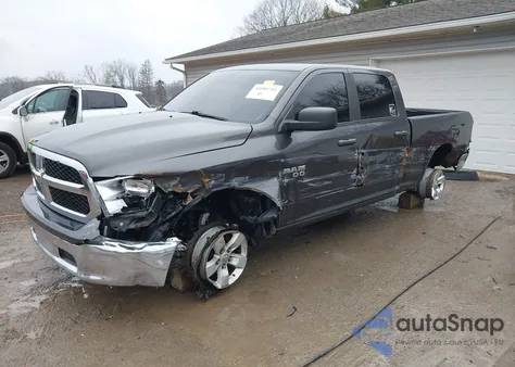 2021 Ram 1500 Classic Slt 4X4 6'4 Box z USA, uszkodzony, nr VIN 1C6RR7TT1MS517126